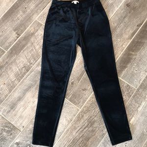 NEW CRUSH Isaac Mizrahi Live Velvet Black Pants